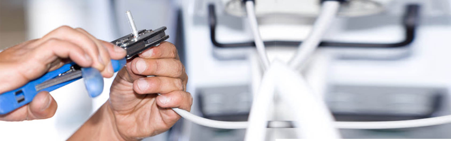 Ηλεκτρολόγος ΤΗΛ. 6942955624 24 ώρες